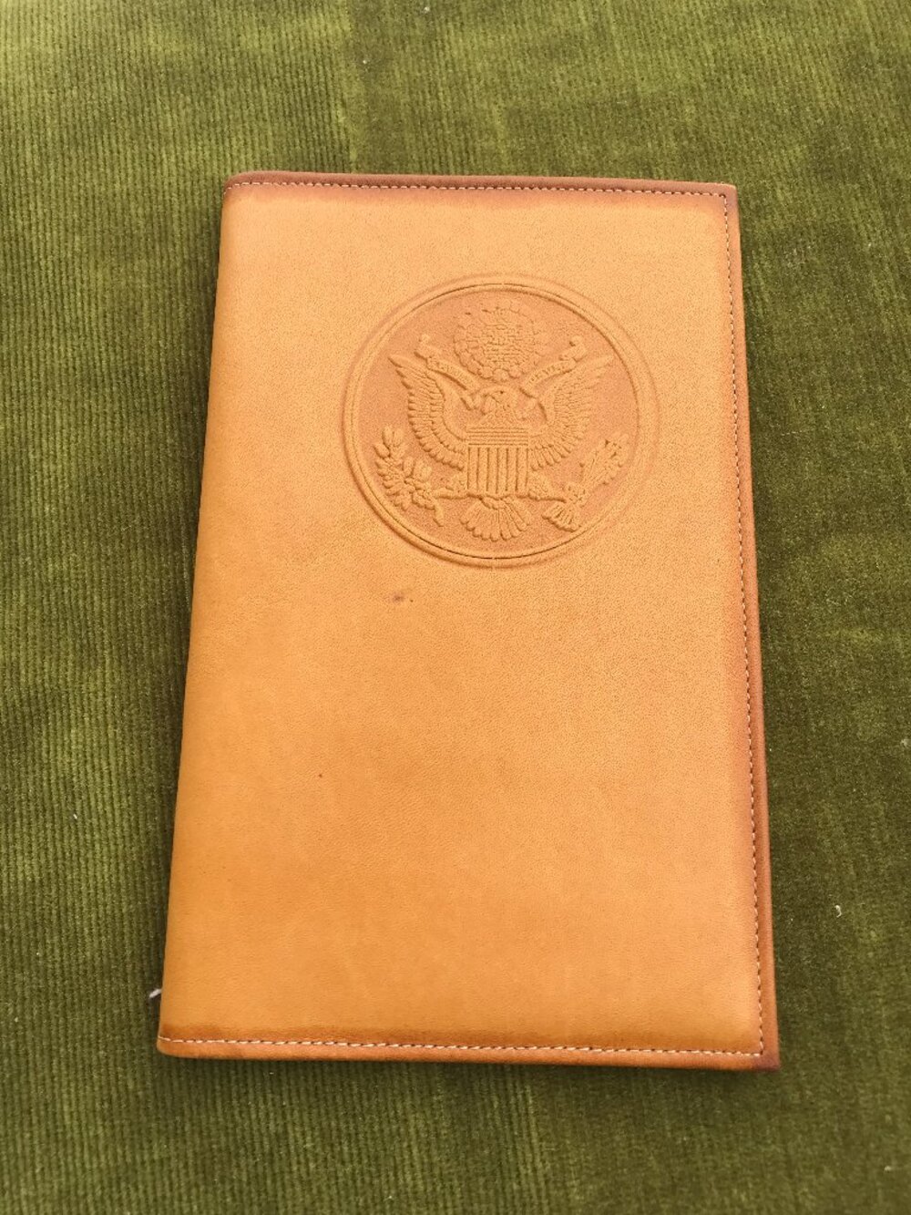 US Passport valet. Vintage 1960s. NEW. Heavy beautiful leather.